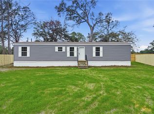 93 Thrasher Ln E, Jesup, GA 31545