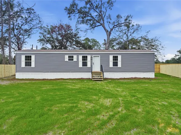 93 Thrasher Ln E, Jesup, GA 31545