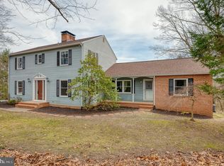 12 Lynn Ridge Ct, Lineboro, MD 21102