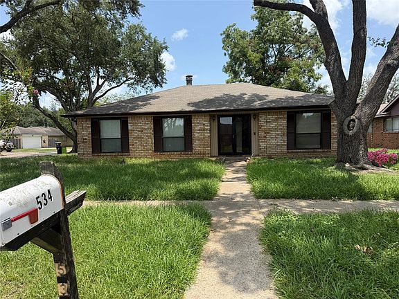 2nd image of 534 Stephanie Dr