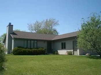 3582 N 49th St photo 1