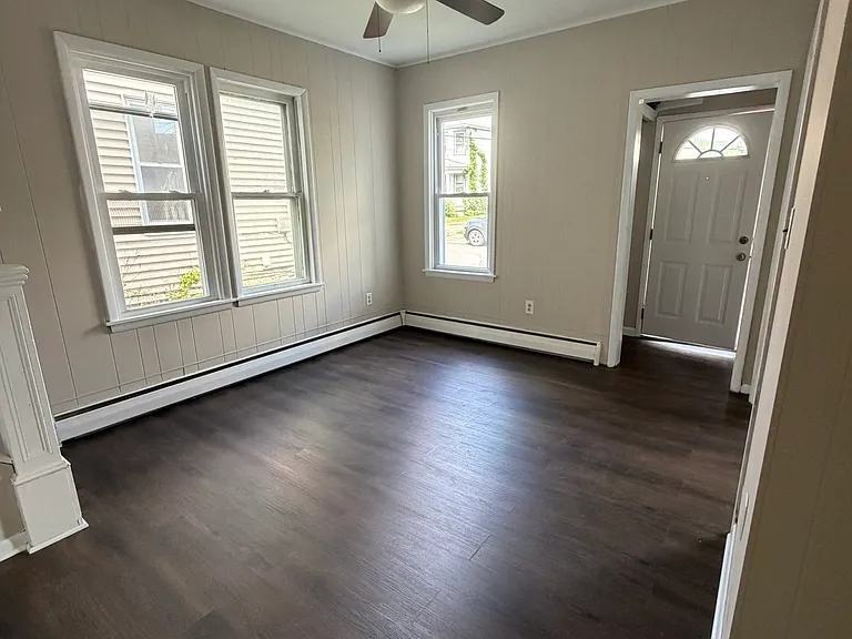 2040 Edna Ave — Photo 4