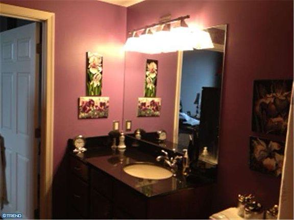 3rd image of 541 Washington Ave APT 404