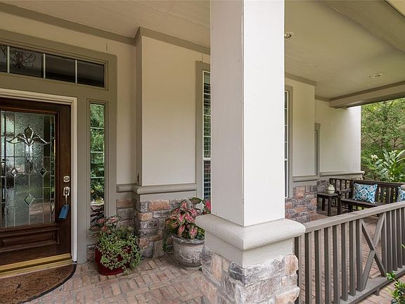 Plenty of room for seating and potted plants!