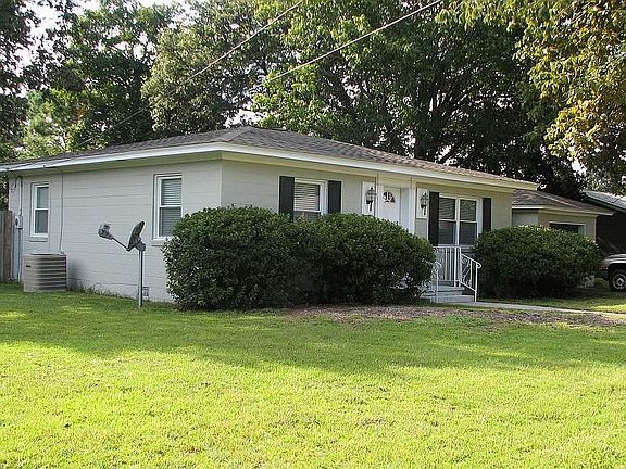 Streetview of front and side of house. 
