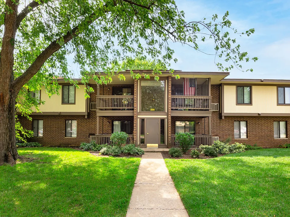 566 Somerset Ln #7