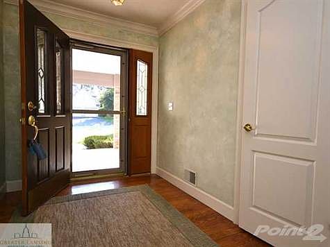 3rd image of 2841 Shadow Wood Dr