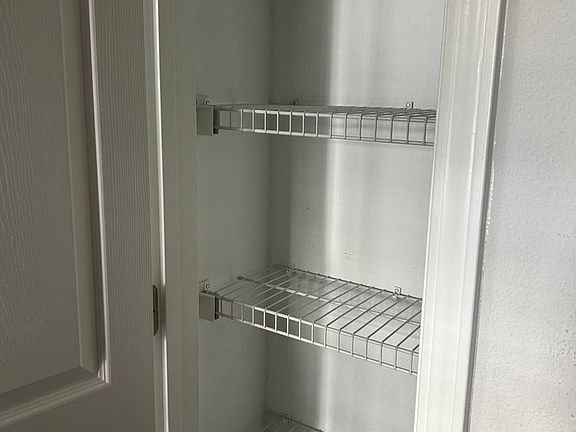 5th image of 5812 Fox Point Cir