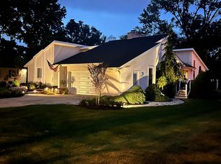 1204 Coles Ln, Cinnaminson, NJ 08077
