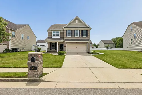 42 Kilverstone Way Photo 1