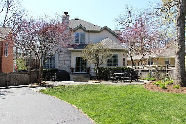 2nd image of 310 E Woodland Rd