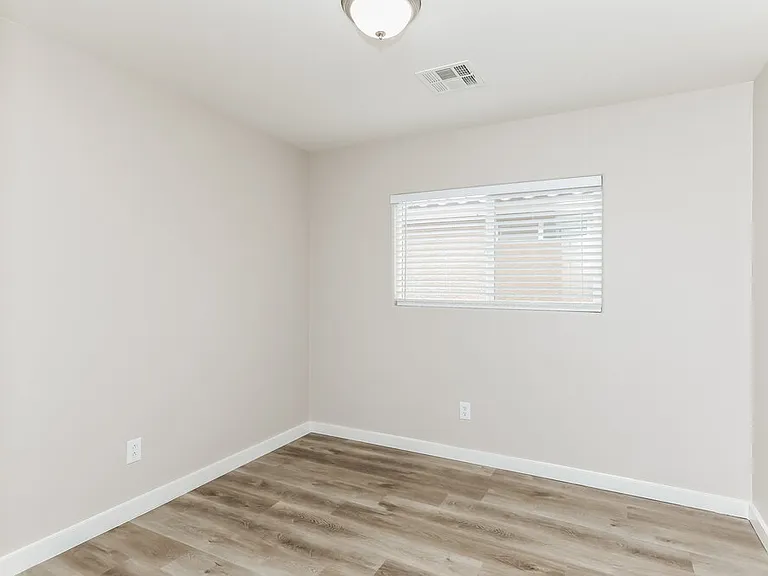 9521 Colorado Blue St — Photo 16