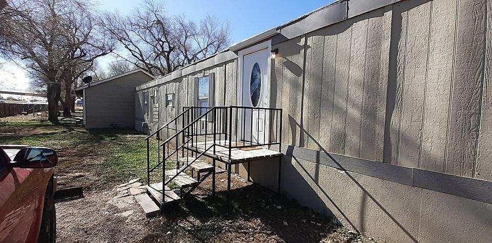 1st image of 4611 N Dumas Dr