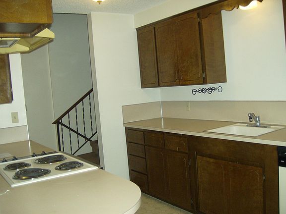 2nd image of 3220 26th Ave NE #A