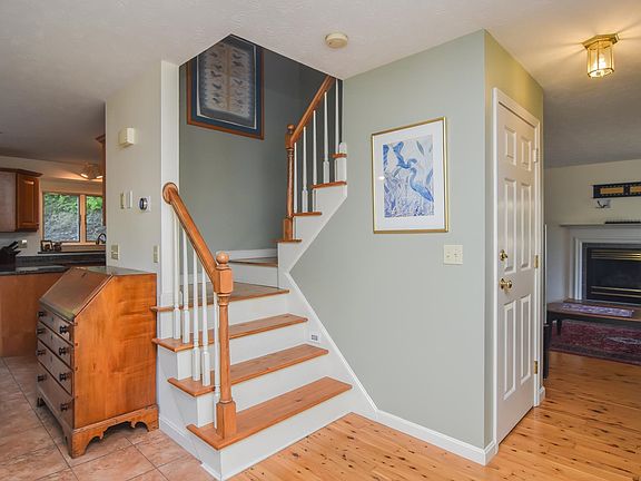 4th image of 7 Casey Circle