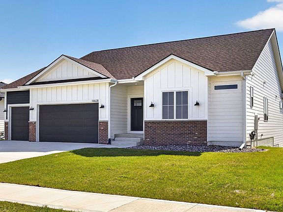 2nd image of 16628 Deerview Dr