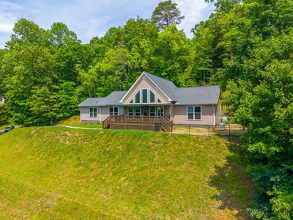 3rd image of 283 Tallent Cove Rd