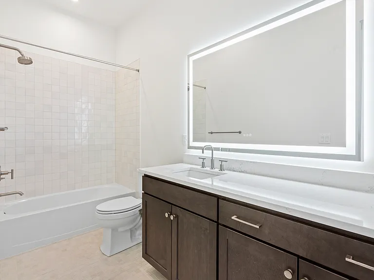 2122 N Beargrass Way — Photo 9