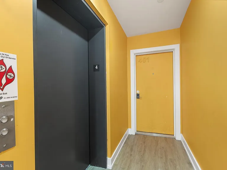 1335 N Marston St #402 — Photo 29