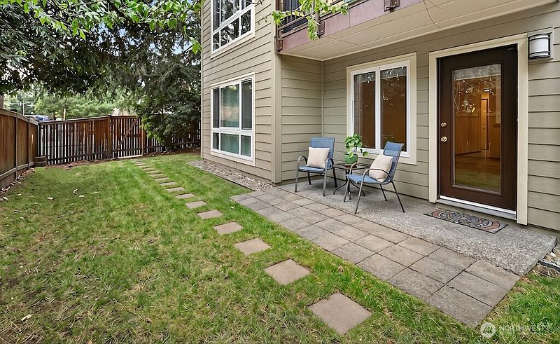 4th image of 5844 NE 75th Street #A102