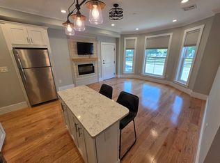 132 High St #C, Newburyport, MA 01950