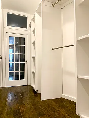 Rented by Living New York | media 16