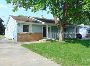 1240 E Sylvan Ave, Appleton, WI 54915