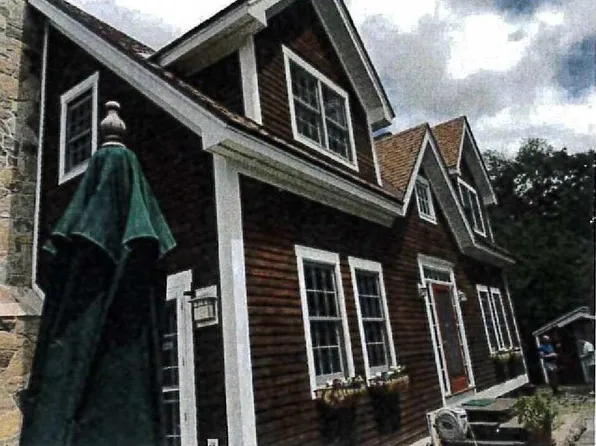 34 Upper Spring Hill Road, Newfane, VT 05345