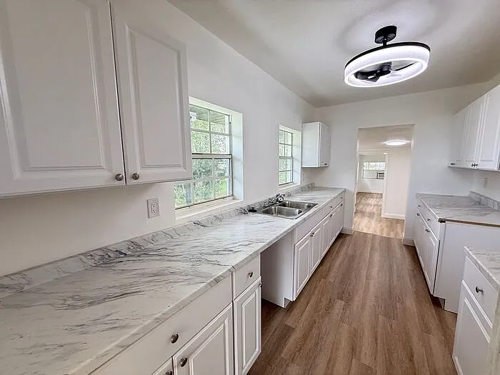 165 E Pomelo St — Photo 4