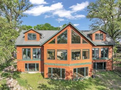 1011 Highway 15, Armstrong, IA, 50514