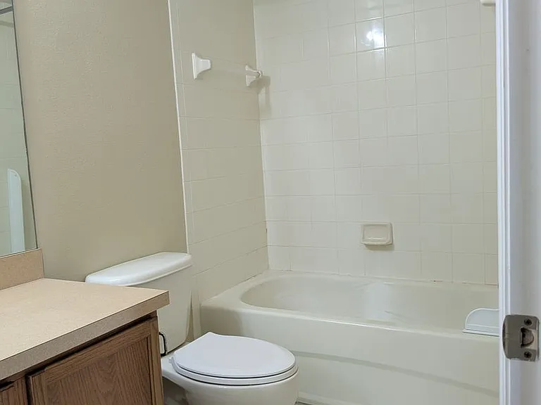 20405 Harvest Oak Ct — Photo 23