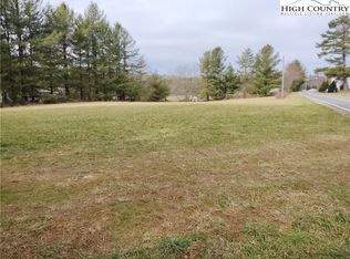 Mahogany Rock Rd, Sparta, NC 28675