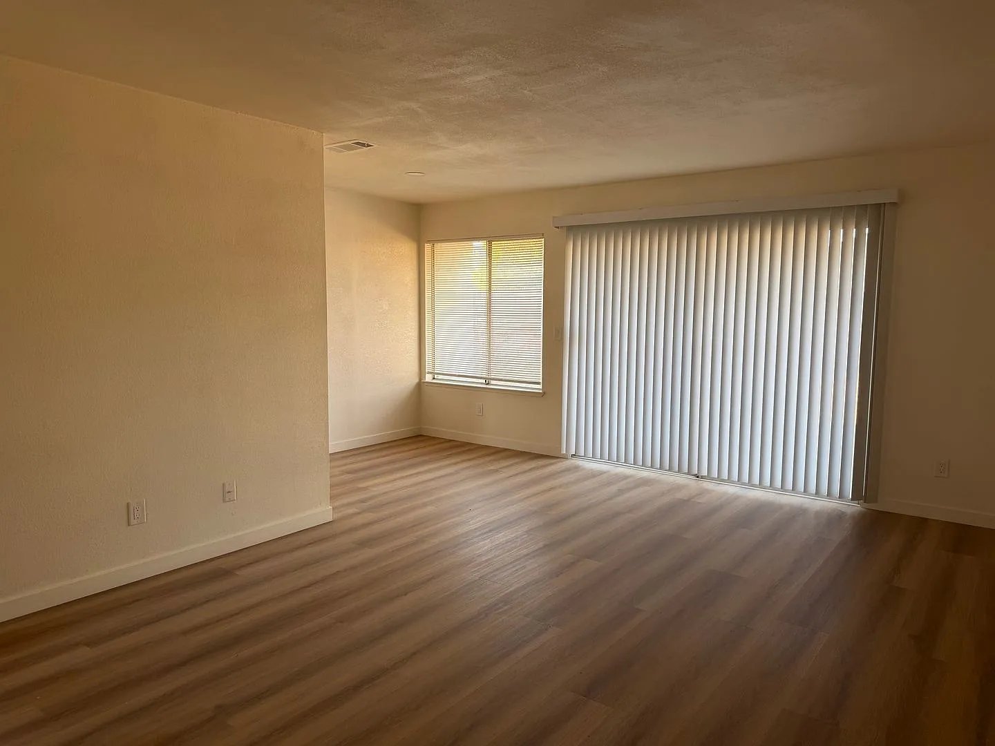 Beautifully Remodeled 3BR/2BA Home | New Flooring, Cabinets & Paint | $2,650/mo — Photo 3