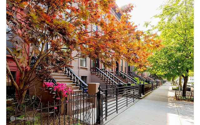 Sold by Douglas Elliman | media 17