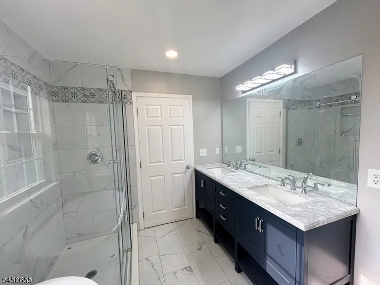 2501 Vantage Ct — Photo 12