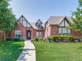 114 Old Bridge Rd, Waxahachie, TX 75165
