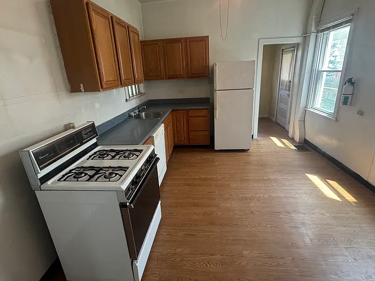 311 Gist St #1 — Photo 2