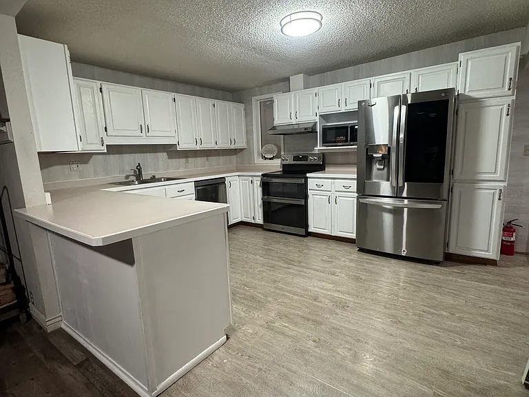 12831 Brandon St — Photo 6