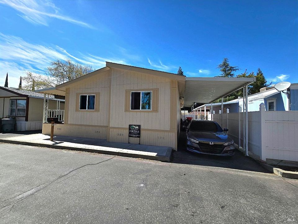 1st image of 4 Calle Francisca