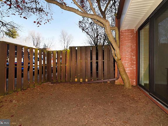 Large Planting Bed - Room for a patio!
