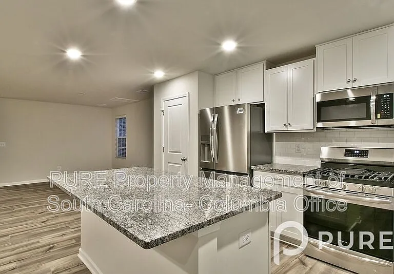119A Triumph Ave — Photo 31
