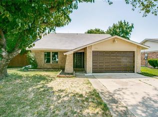 704 Via Bravo, Mesquite, TX