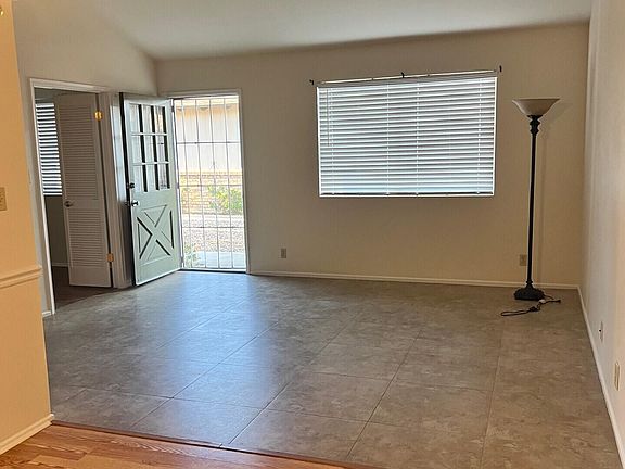 2nd image of 6604 S Lakeshore Dr Unit D
