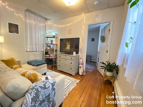 2nd image of 23 Charter St #1