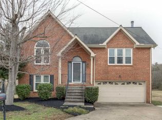 708 Kennington N, Nashville, TN 37214