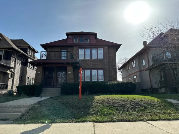 2520 N 50th St, Milwaukee, WI 53210