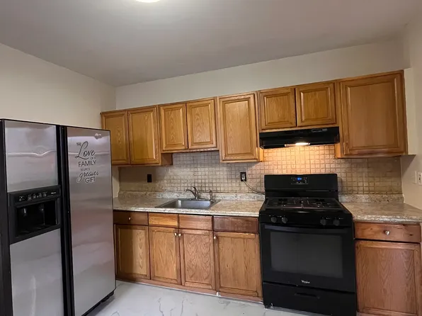 61 Warner Ave, Jersey City, NJ