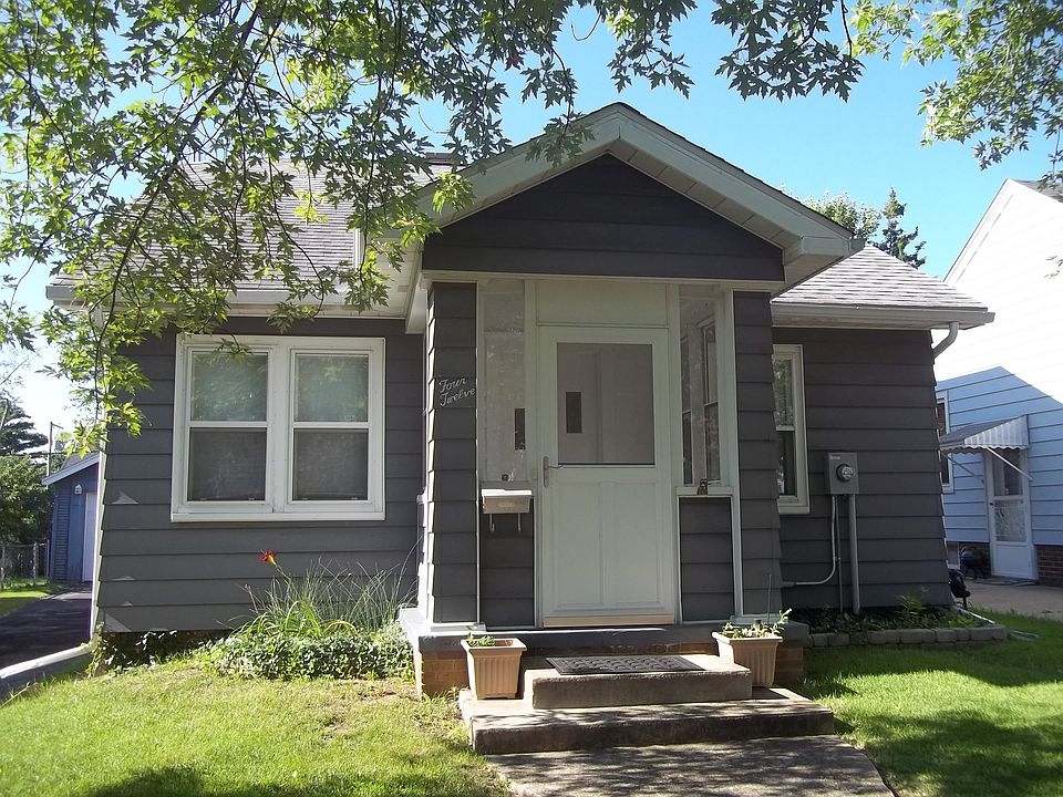 412 W. Albany Ave.