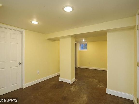 4th image of 6211 Ridgeview Ave