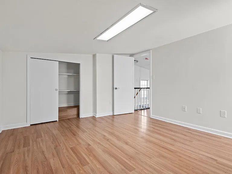 28 Armstrong Ave #2 — Photo 20